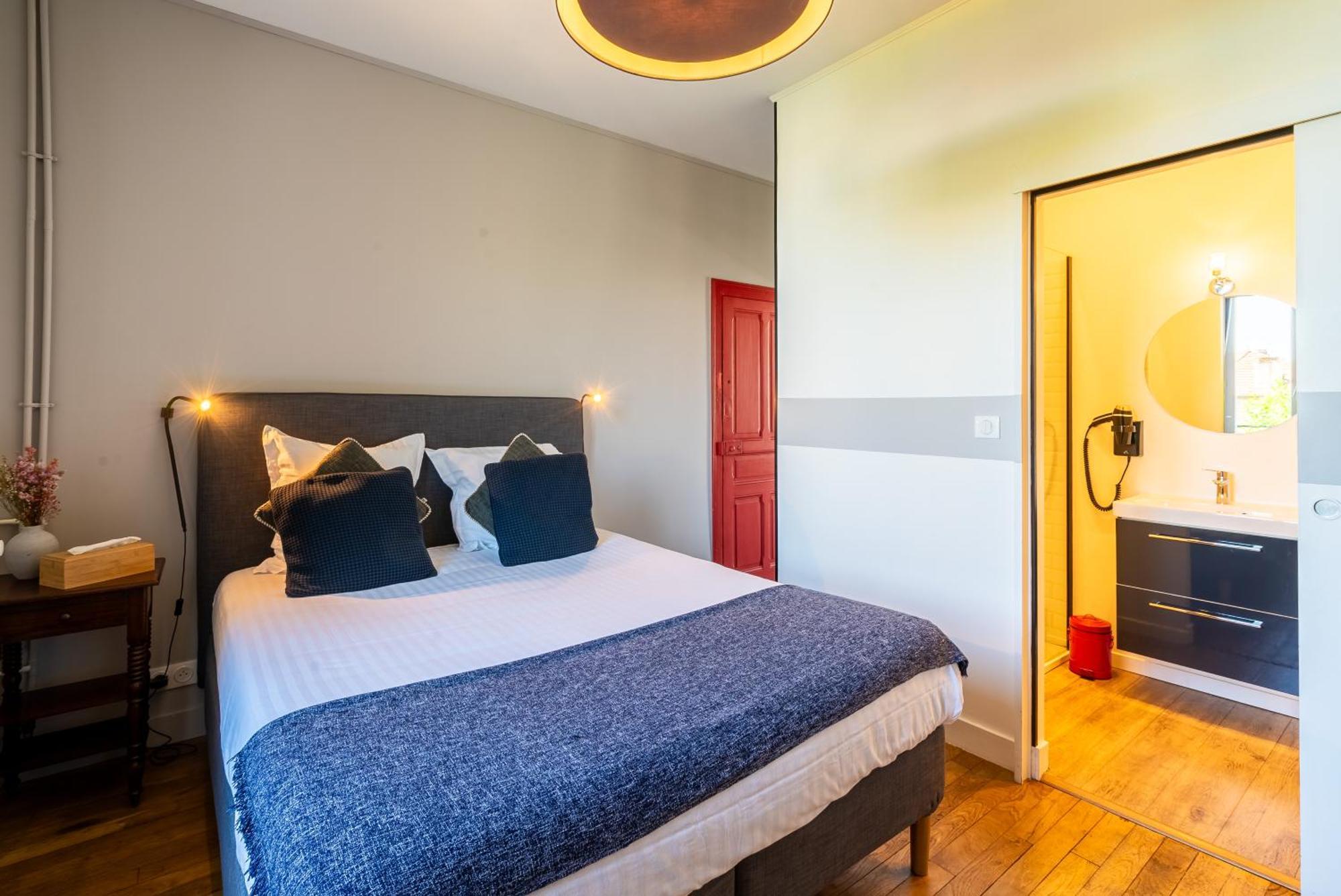 Dupain & Dubeurre Appart'Hotel - Parking En Supp 里摩日 外观 照片